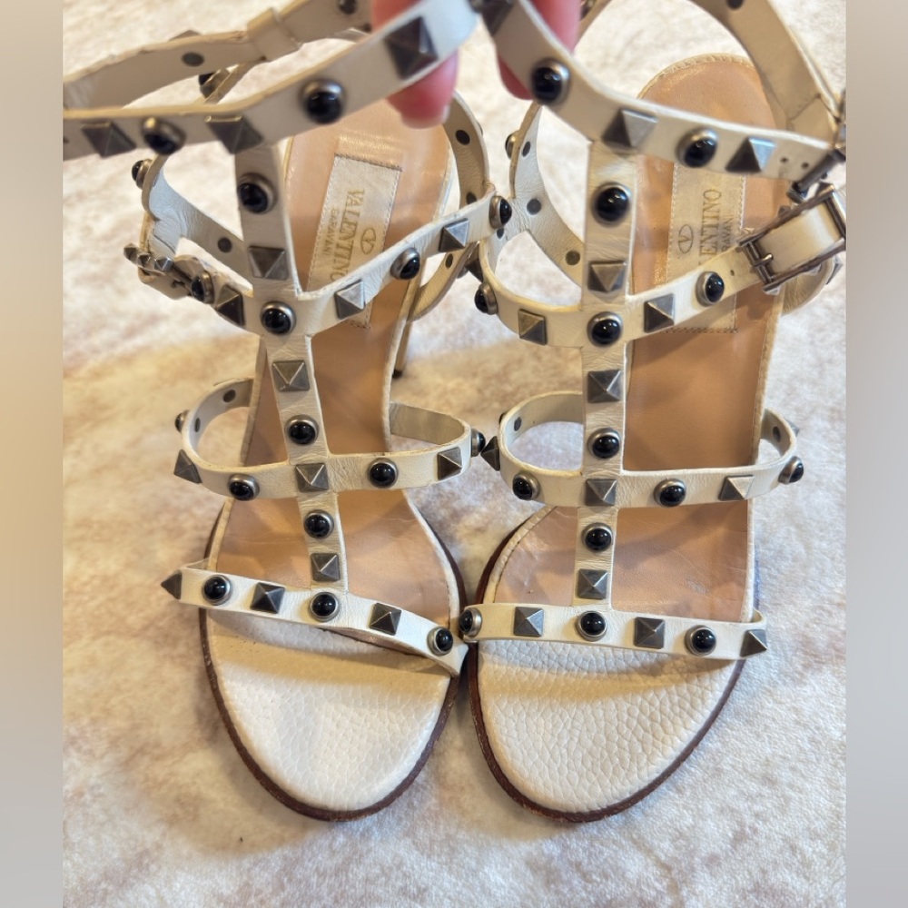 Valentino block heels cream 36